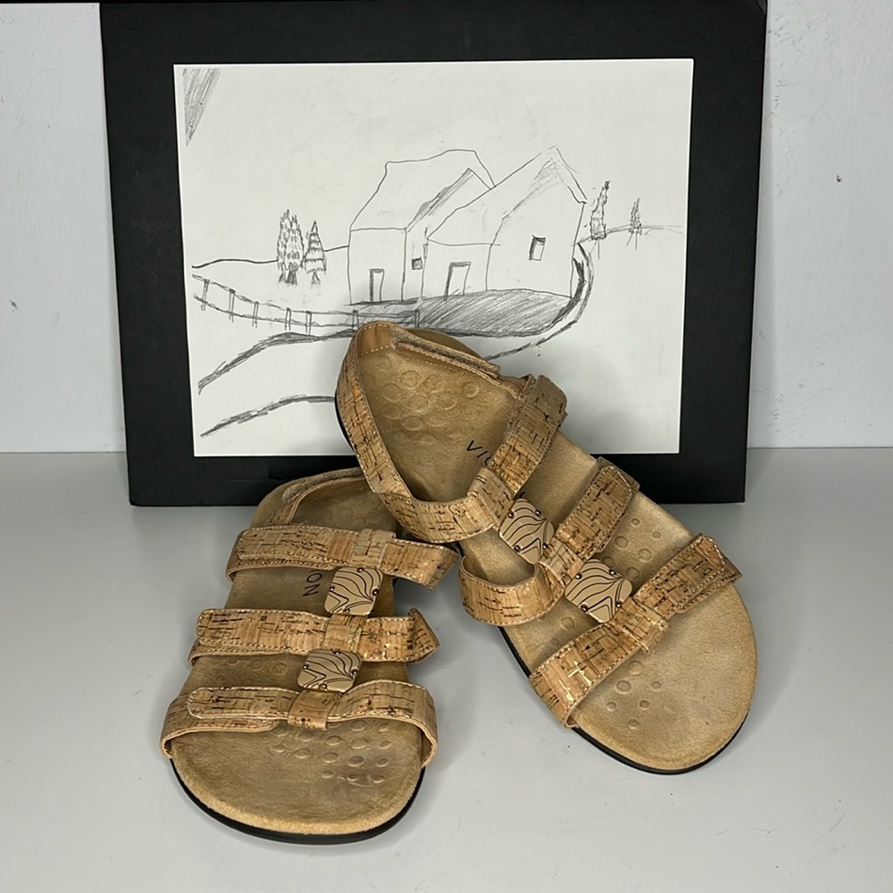 Vionic Women’s Shoes I Vionic Orthotic
Triple Strap Sandals - Amber Size US 8 - Picture 2 of 16
